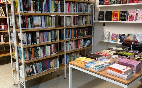 Eingangsbereich Romane/Neuheiten